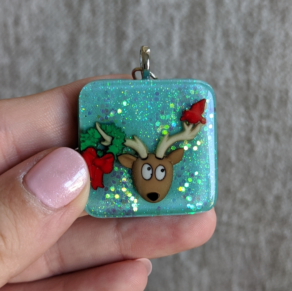 🌈BOGO🌈 Resin Keychain - Reindeer